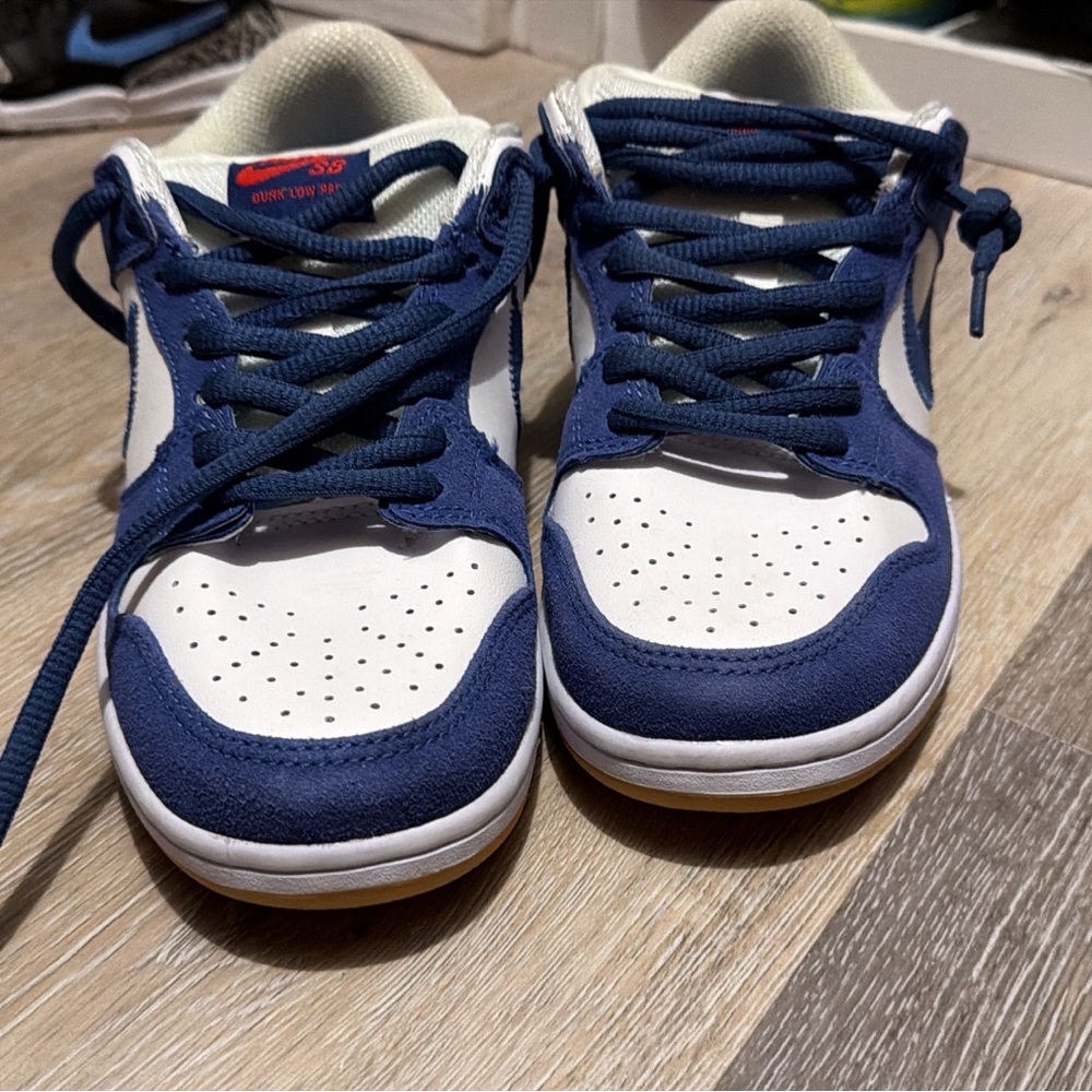 Nike Blue and White Women's Sneakers